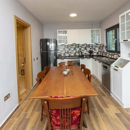 Eclectic Studio Near Sea In Bodrum