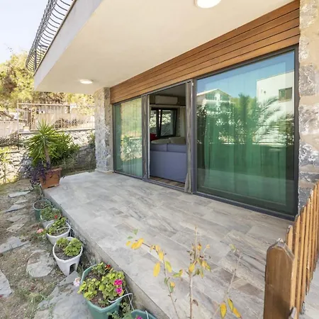 Eclectic Studio Near Sea In Bodrum דירה